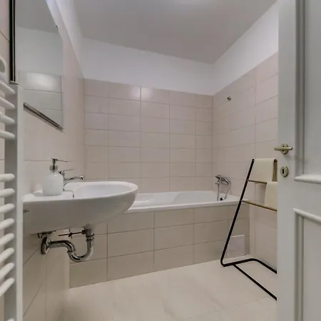 Nejedleho Apartamento *